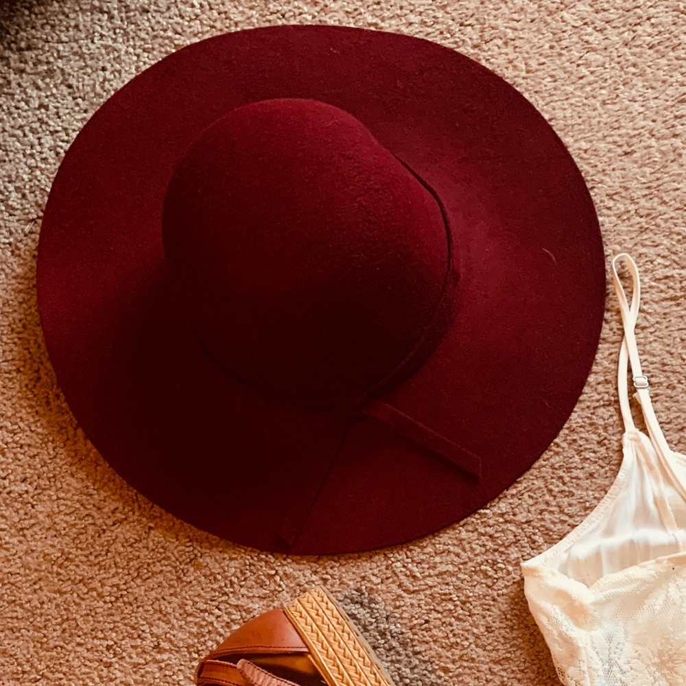 Hat - Picture 2 of 2